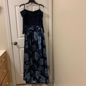Size 14 Jessica Howard formal dress